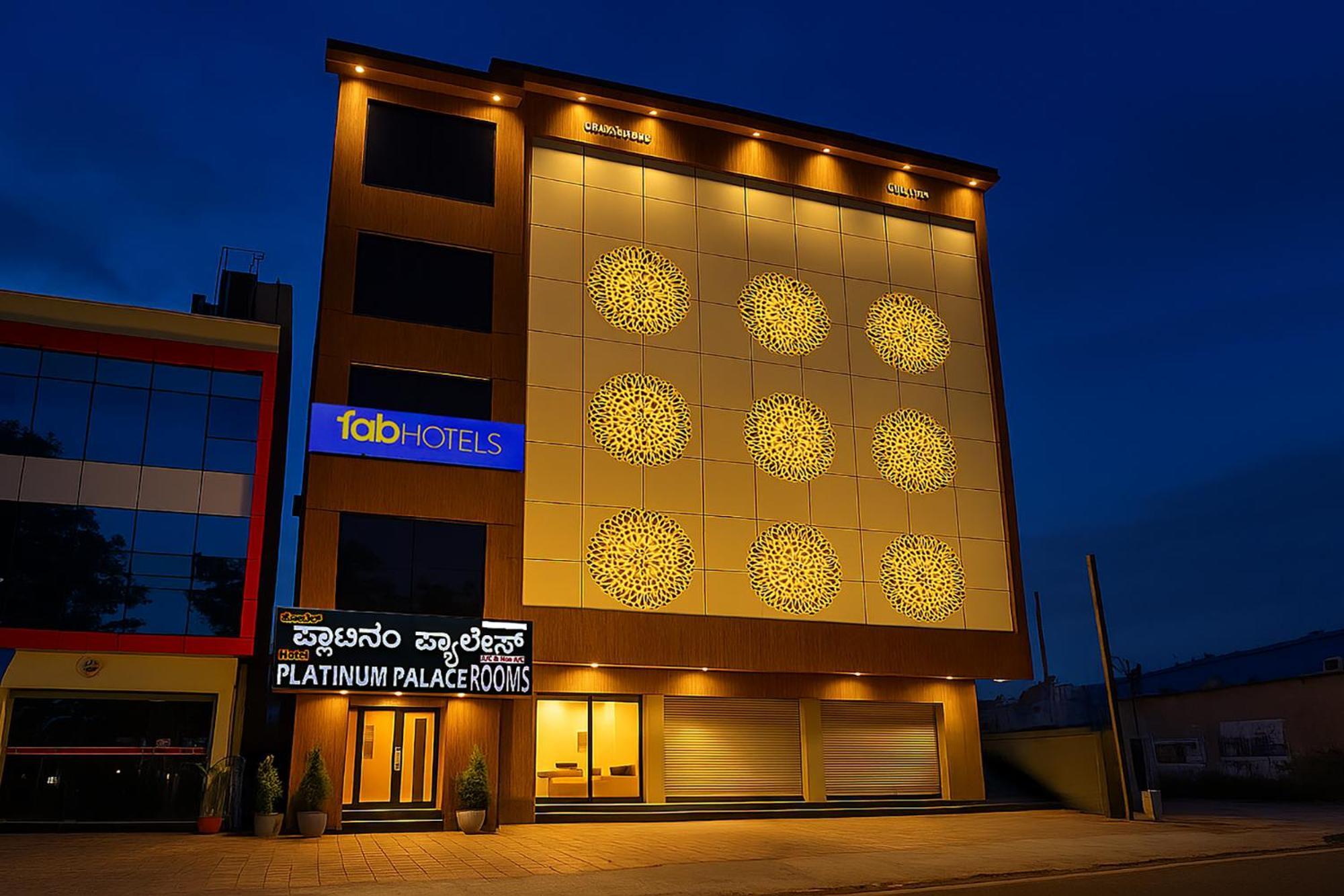 Fabhotel Platinum Palace - Nr Magadi Main Road Bangalore Dış mekan fotoğraf